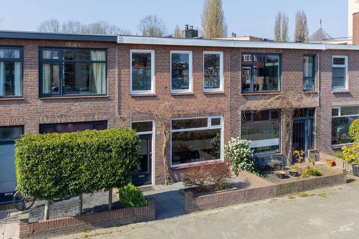 Foto 9 van Generaal Maczekstraat 104