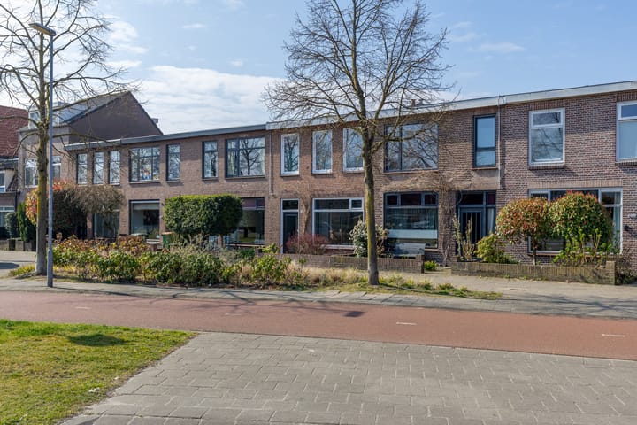 Foto 12 van Generaal Maczekstraat 104