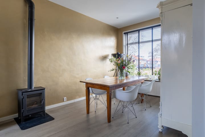 Foto 18 van Generaal Maczekstraat 104