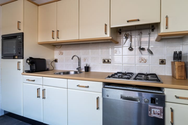 Foto 30 van Generaal Maczekstraat 104