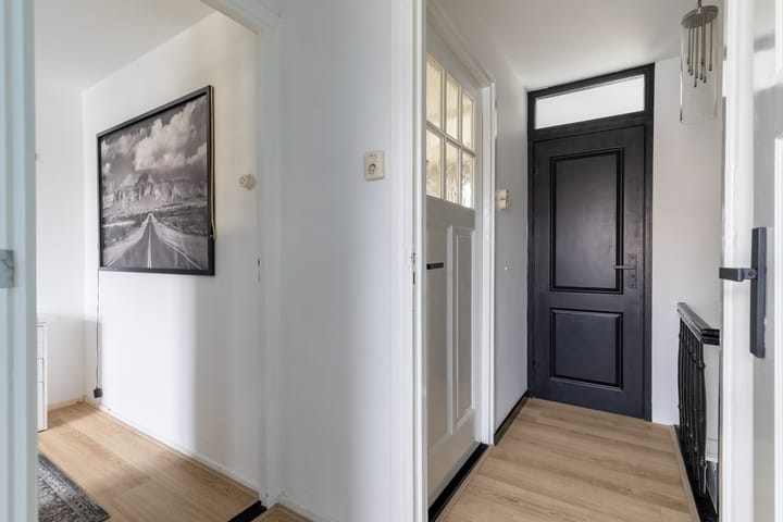 Foto 32 van Generaal Maczekstraat 104