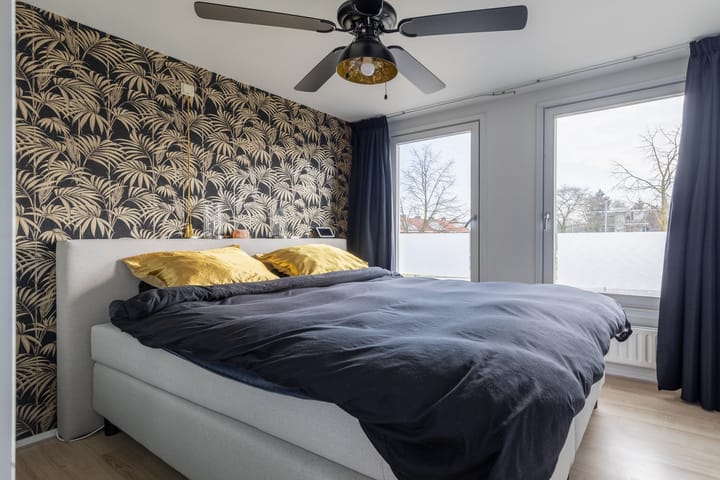 Foto 39 van Generaal Maczekstraat 104