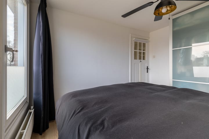 Foto 41 van Generaal Maczekstraat 104