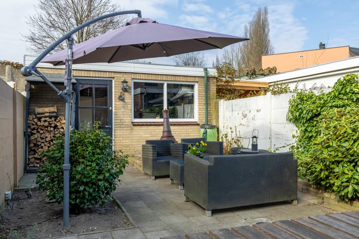 Foto 49 van Generaal Maczekstraat 104