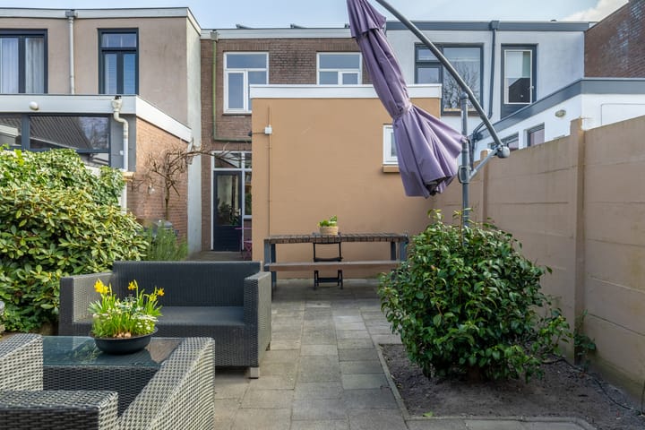 Foto 50 van Generaal Maczekstraat 104