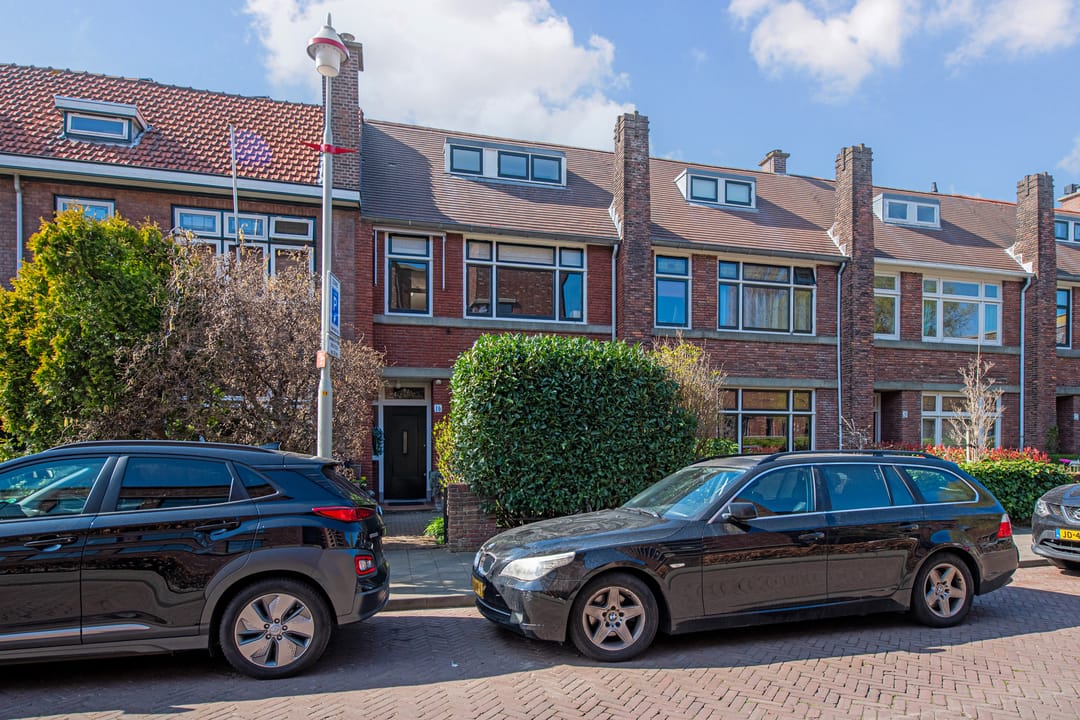 Photo 1 of Van Diepenburchstraat 16