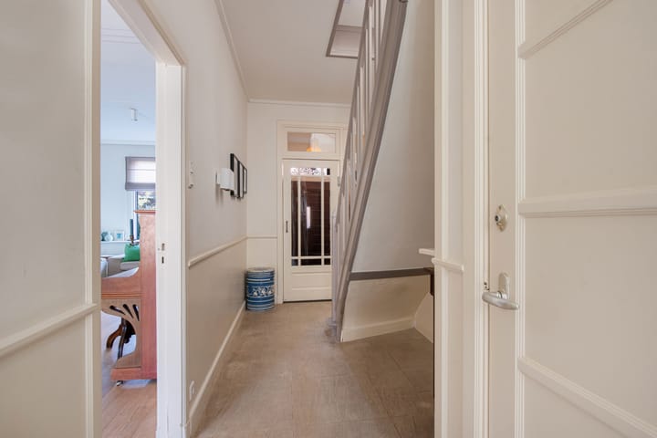 Foto 10 van Van Diepenburchstraat 16