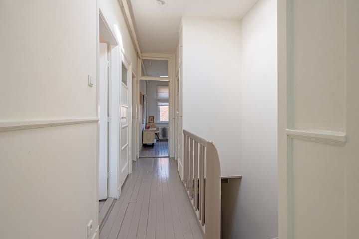 Foto 12 van Van Diepenburchstraat 16