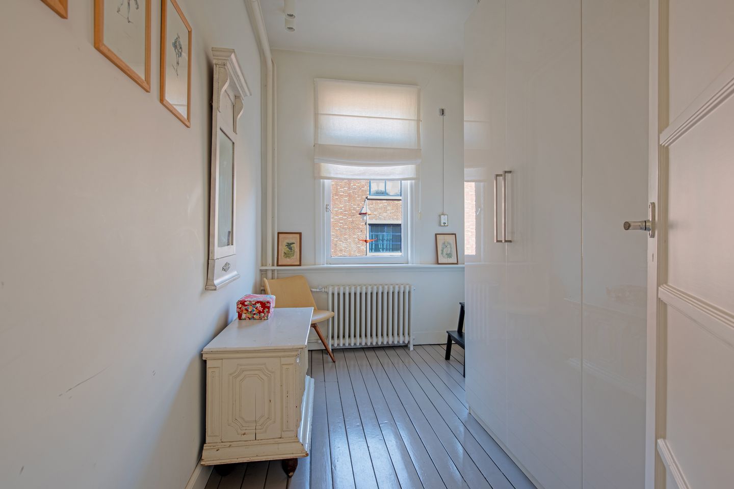 Photo 14 of Van Diepenburchstraat 16