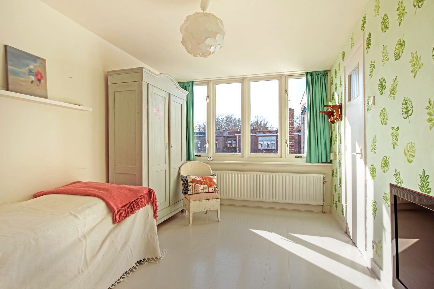 Photo 25 of Van Diepenburchstraat 16