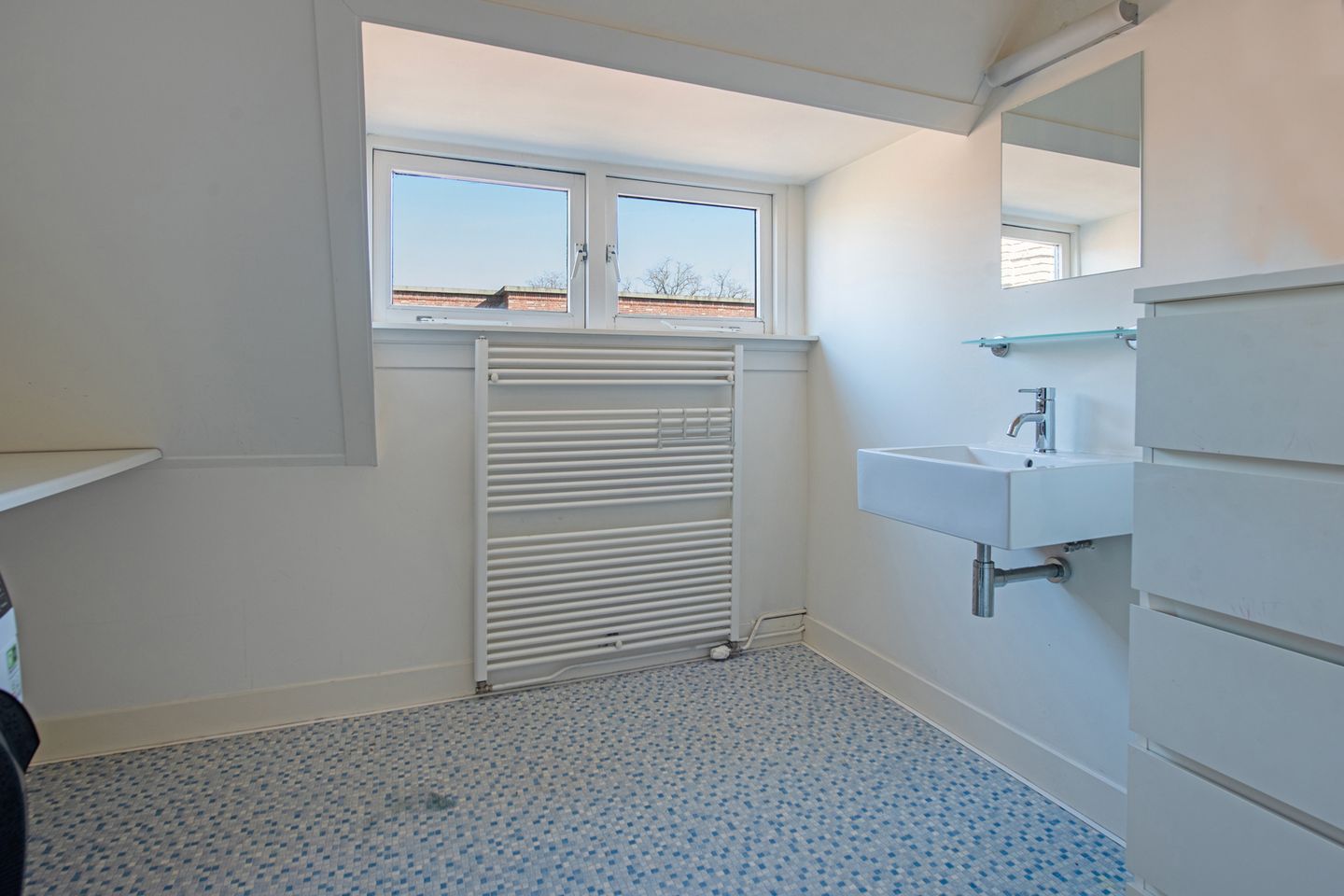 Photo 29 of Van Diepenburchstraat 16