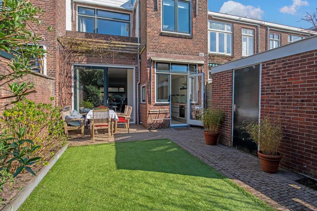 Photo 32 of Van Diepenburchstraat 16