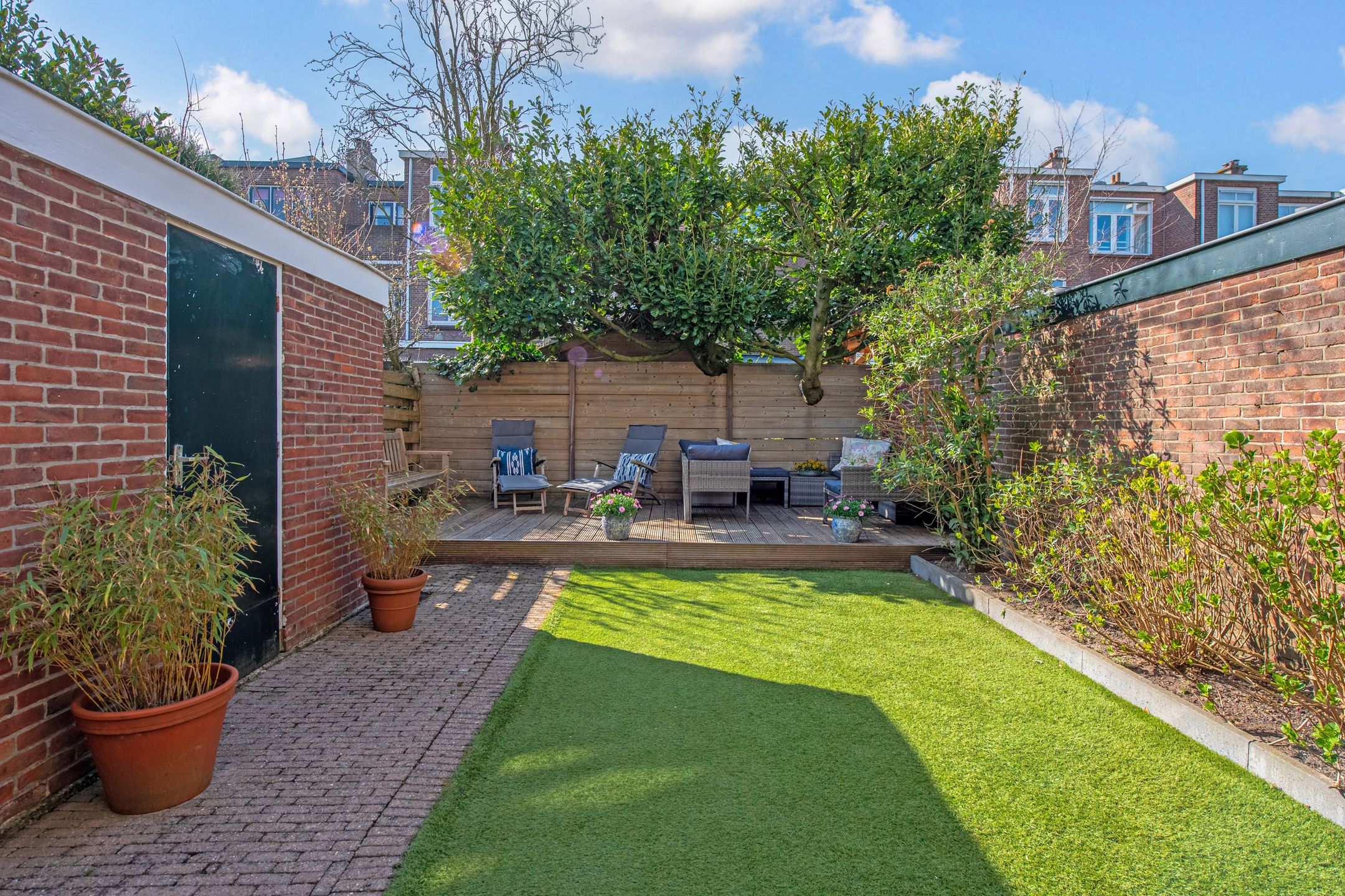 Photo 33 of Van Diepenburchstraat 16