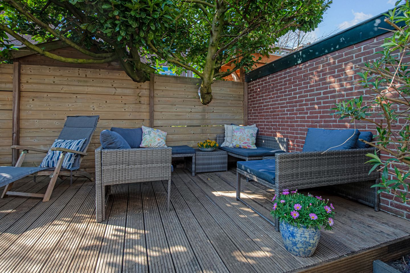 Photo 35 of Van Diepenburchstraat 16