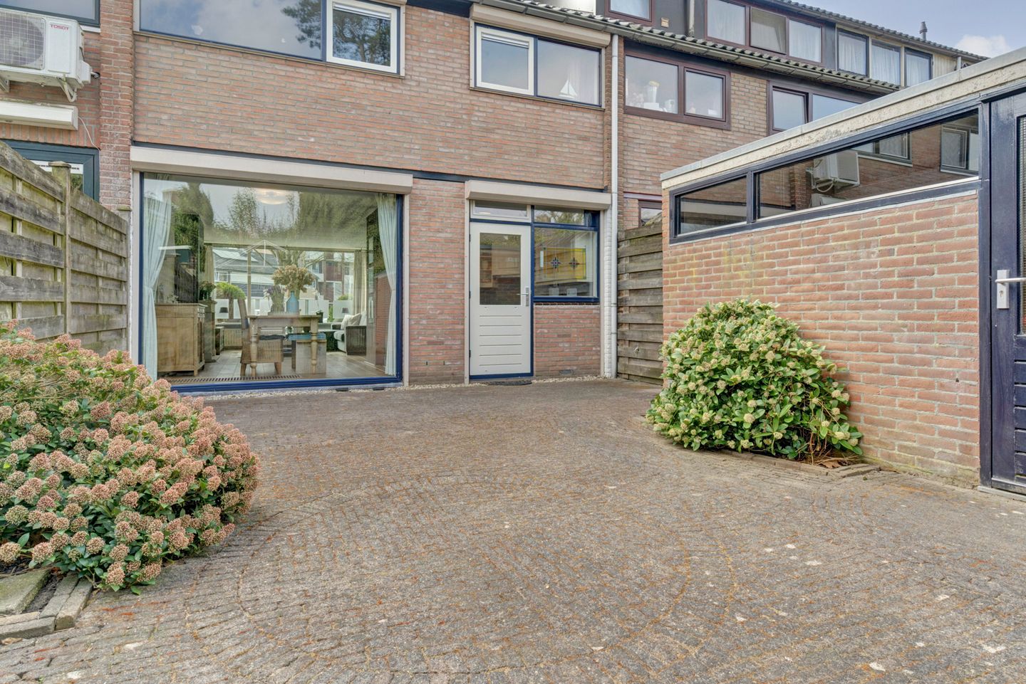 Foto 20 van Vogelplantsoen 48