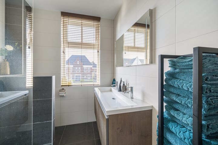 Foto 21 van Honingeter 35