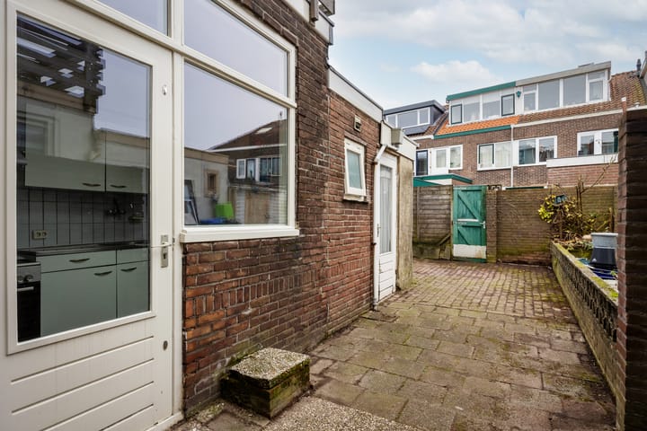 Foto 17 van Den Brielstraat 5