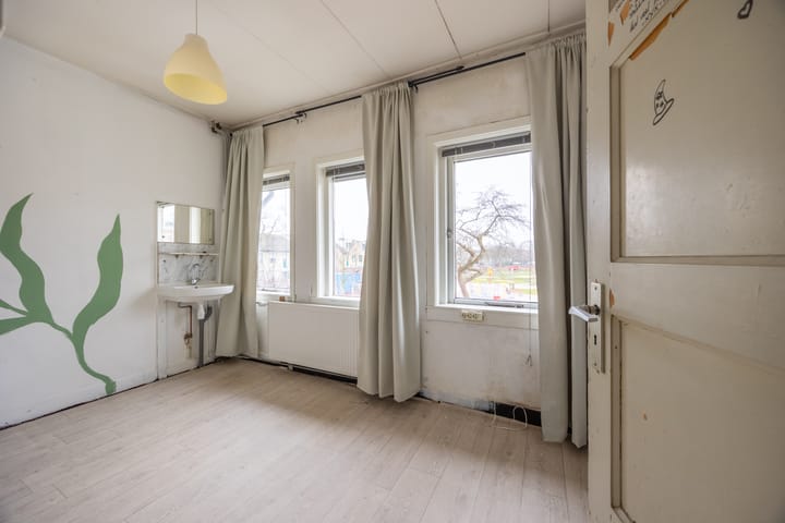 Foto 22 van Den Brielstraat 5