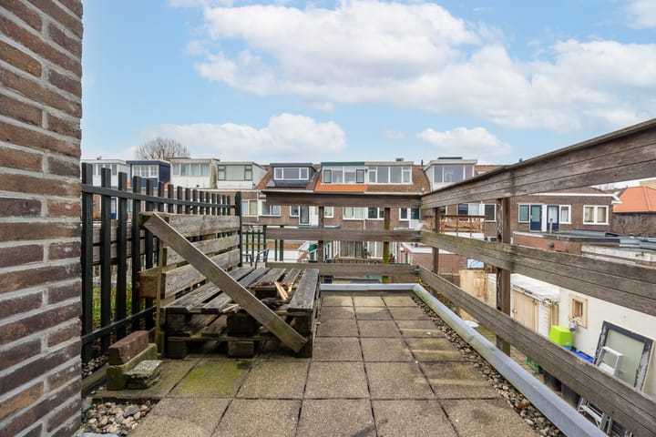 Foto 34 van Den Brielstraat 5