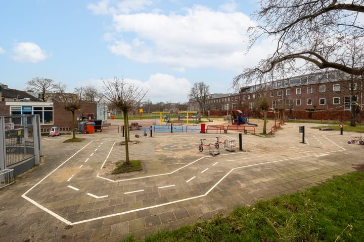 Foto 40 van Den Brielstraat 5