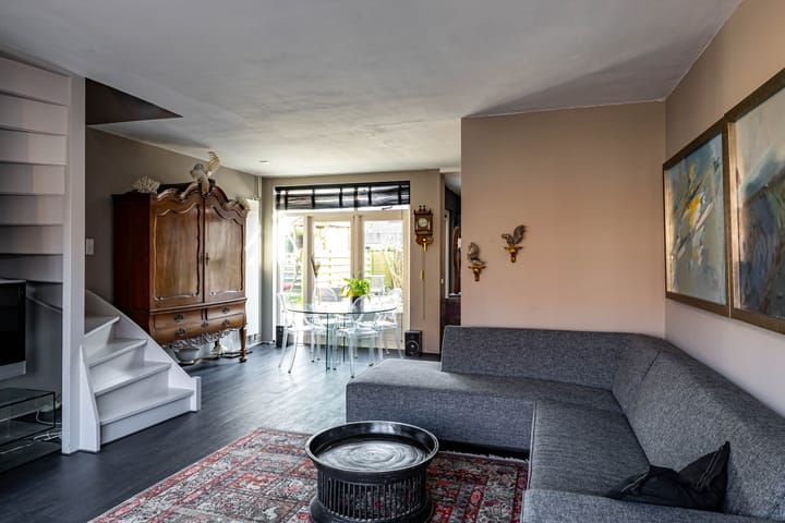 Foto 8 van L W de Blecourtstraat 20