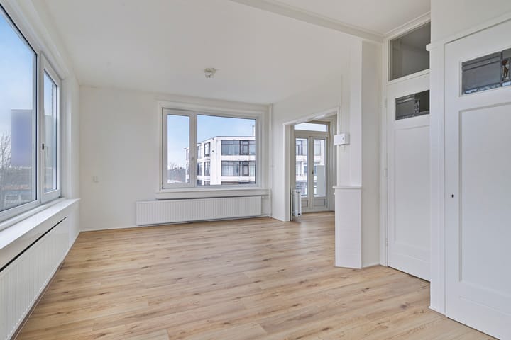 Foto 3 van Lorentzplein 30