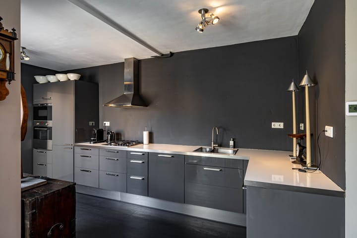 Foto 10 van L W de Blecourtstraat 20