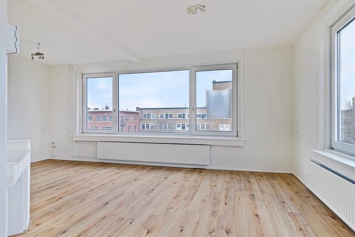 Foto 7 van Lorentzplein 30