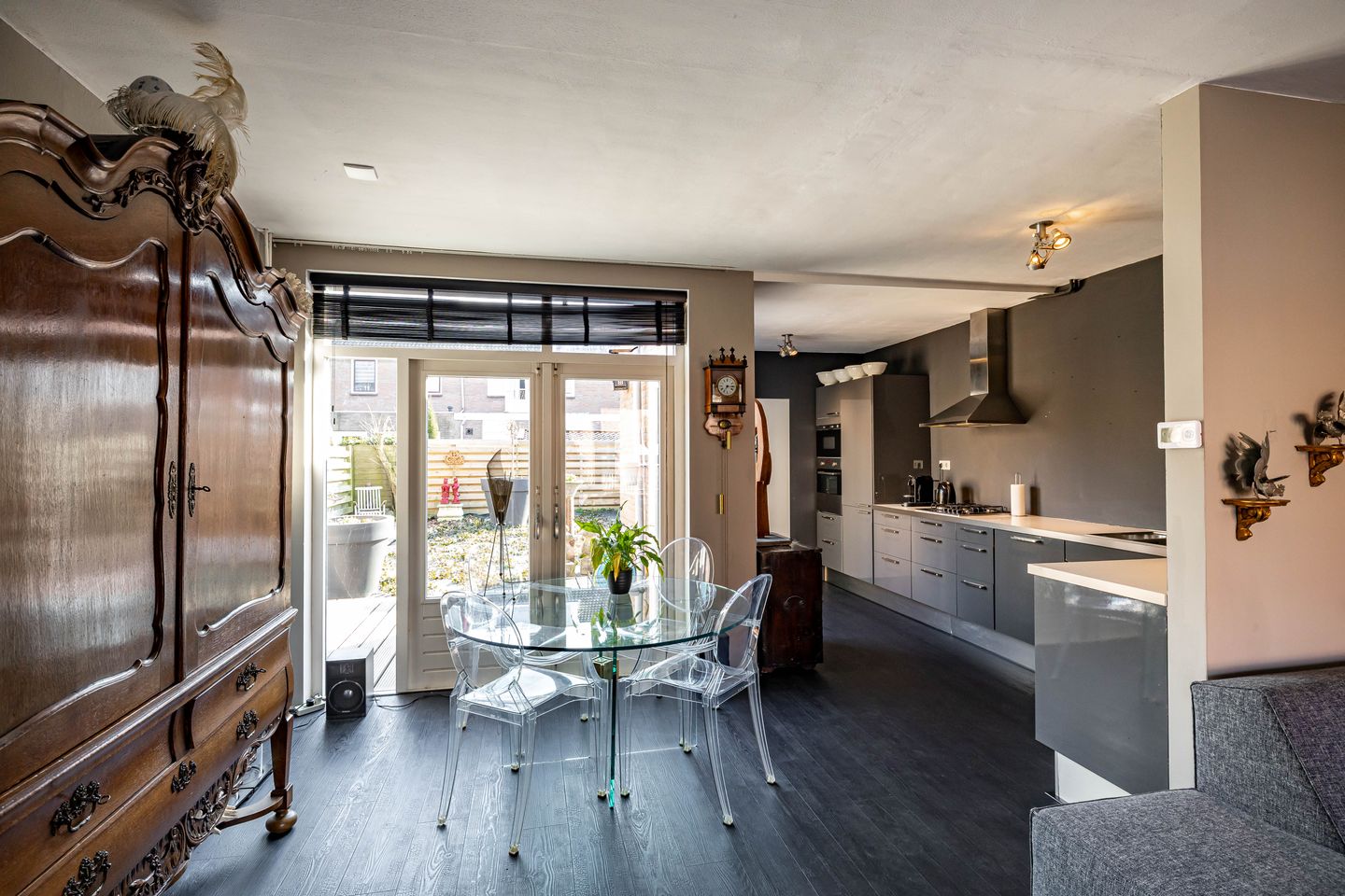 Photo 14 of L W de Blecourtstraat 20