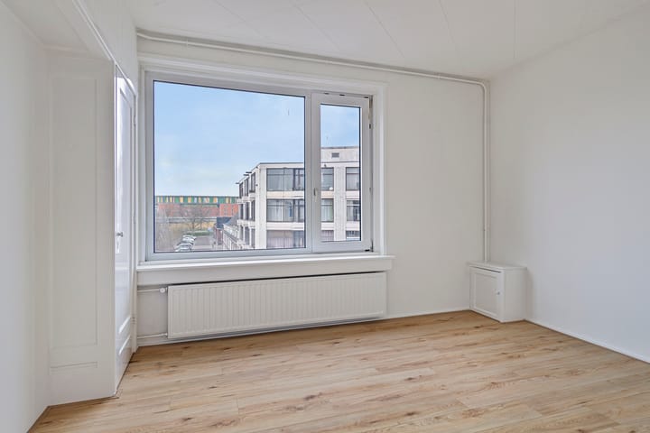 Foto 12 van Lorentzplein 30