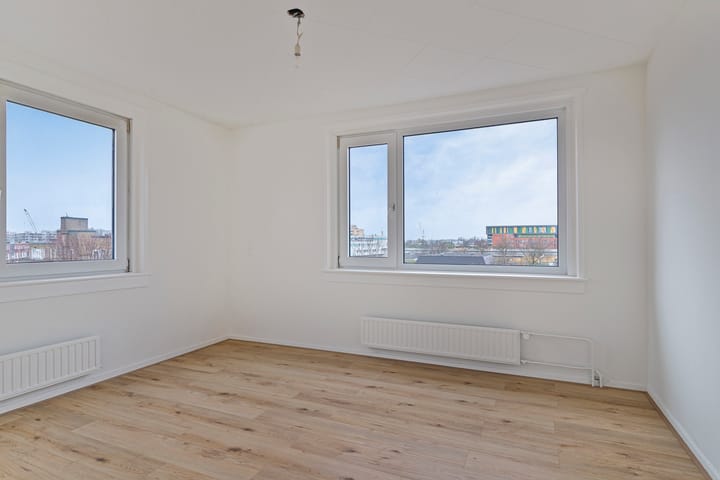 Foto 13 van Lorentzplein 30