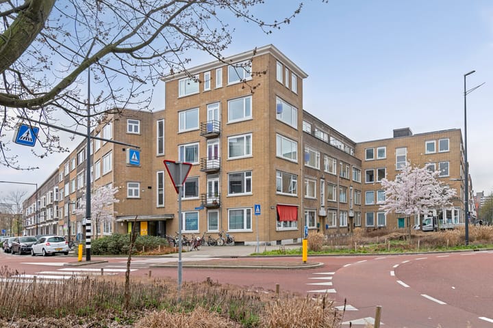 Foto 27 van Lorentzplein 30