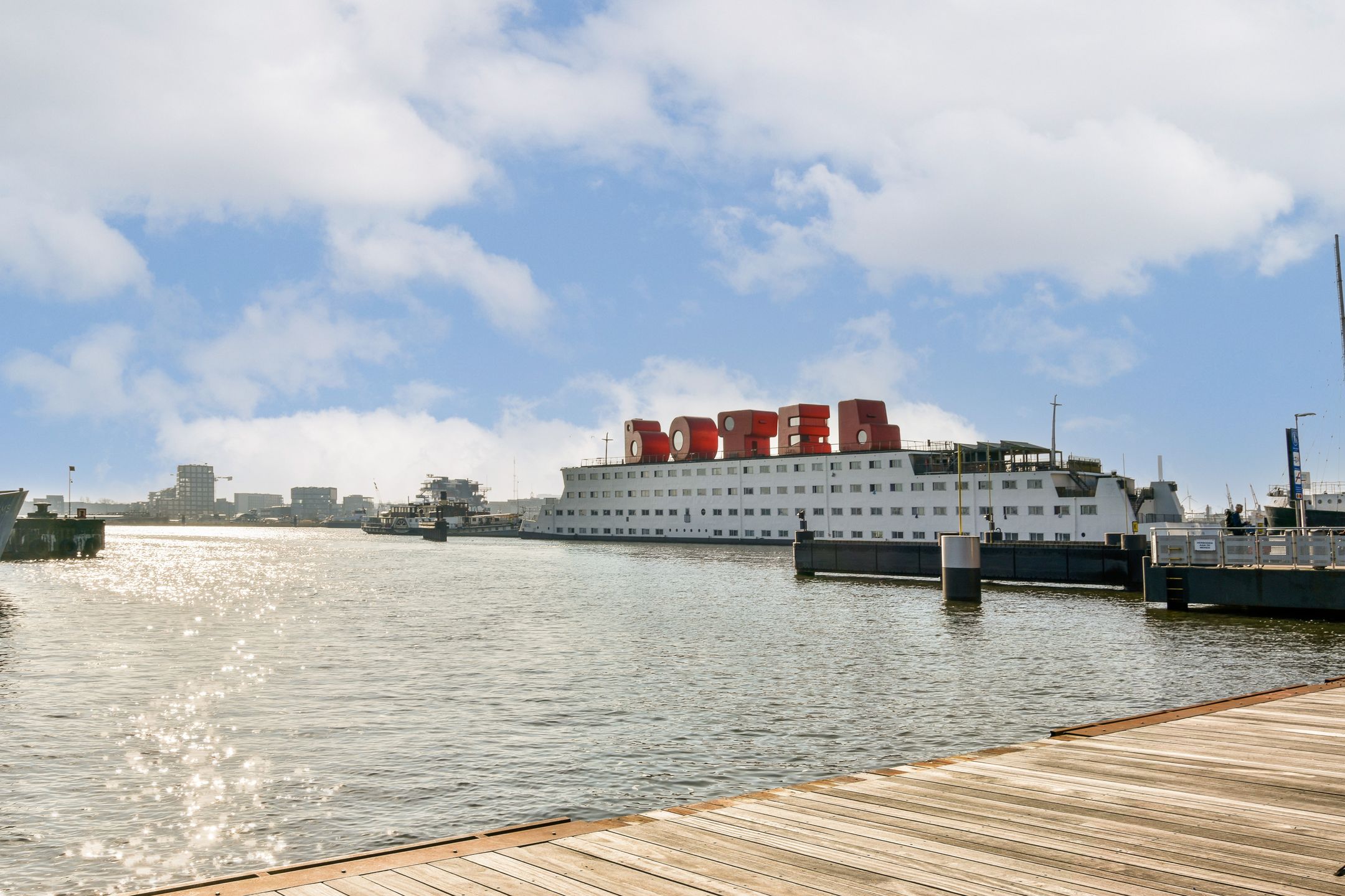 Foto 30 van ms. van Riemsdijkweg 242