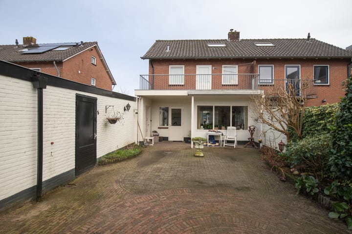 Foto 4 van Koningin Emmastraat 5