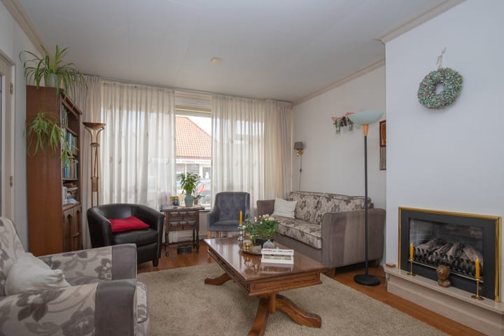 Photo 7 of Koningin Emmastraat 5