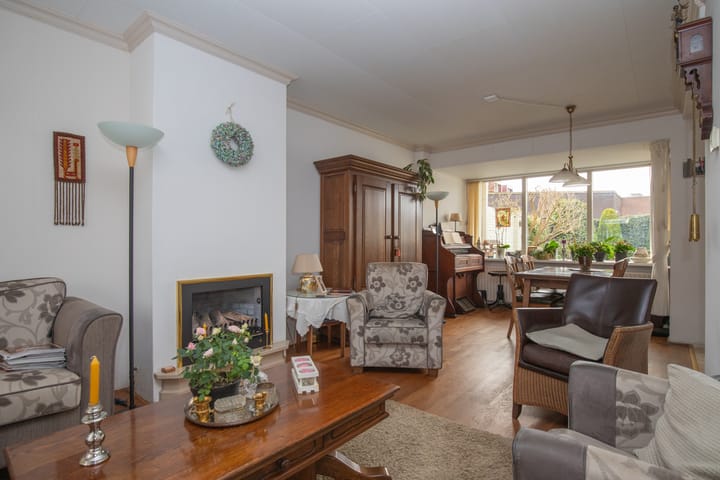 Photo 9 of Koningin Emmastraat 5