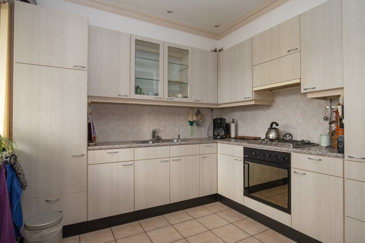 Photo 11 of Koningin Emmastraat 5