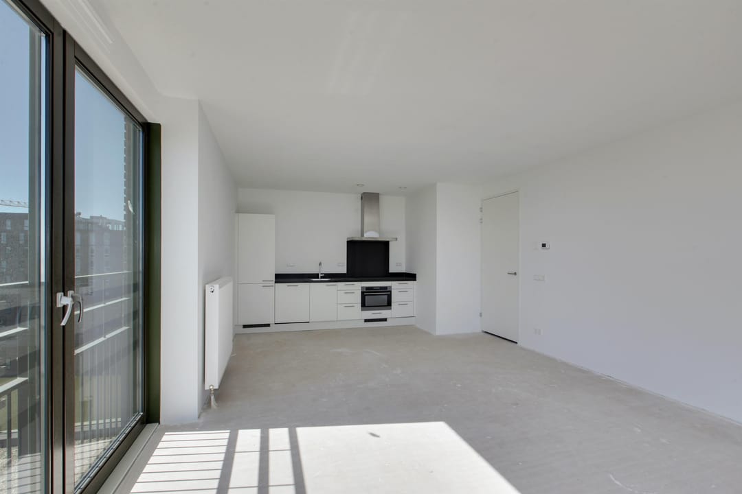 Photo 2 of Bert Haanstrakade 872