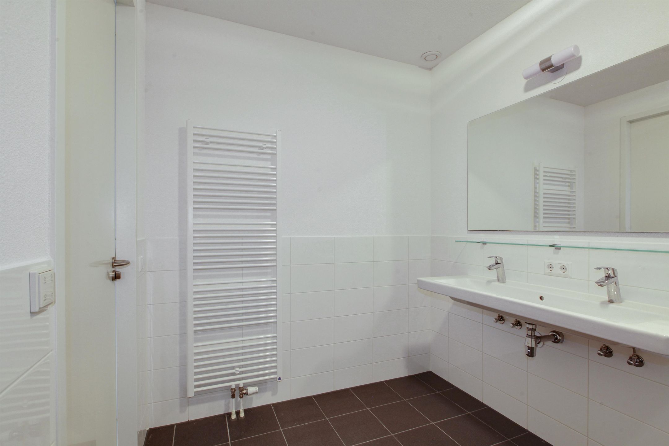 Photo 6 of Bert Haanstrakade 872