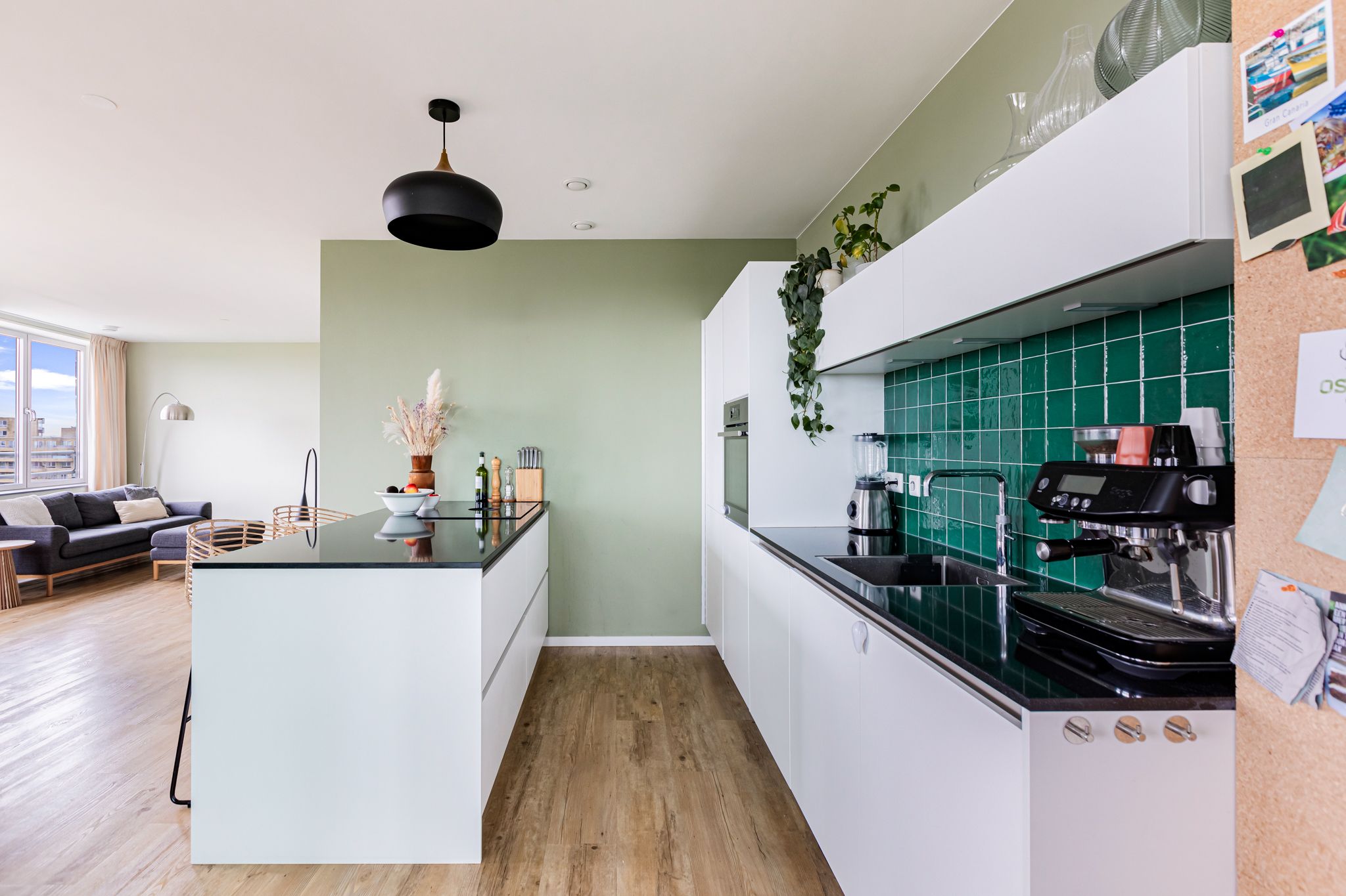 Foto 12 van Rinus Michelslaan 319