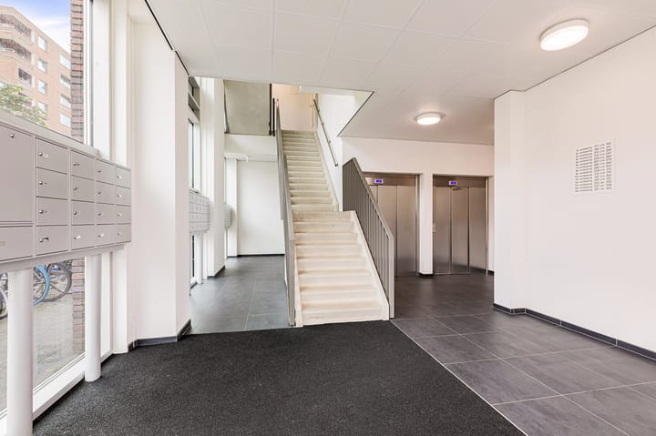 Foto 35 van Rinus Michelslaan 319