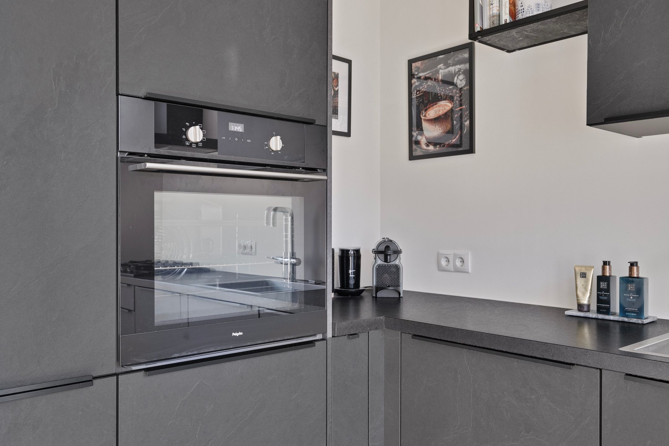 Photo 12 of Hectorlaan 34