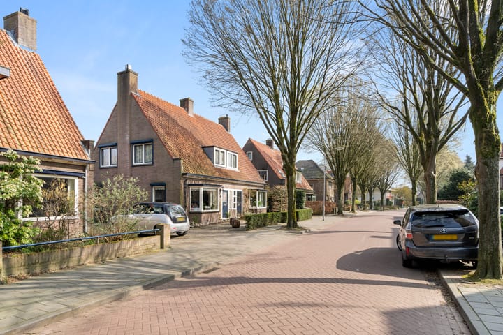 Foto 2 van Julianalaan 13