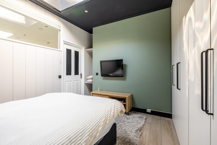 Photo 23 of Regthuispad 2