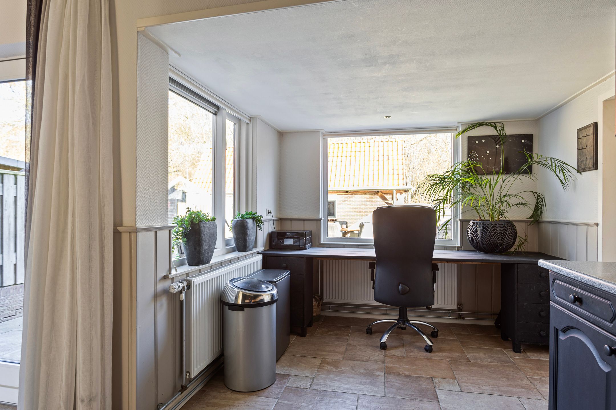 Foto 15 van Leliestraat 13