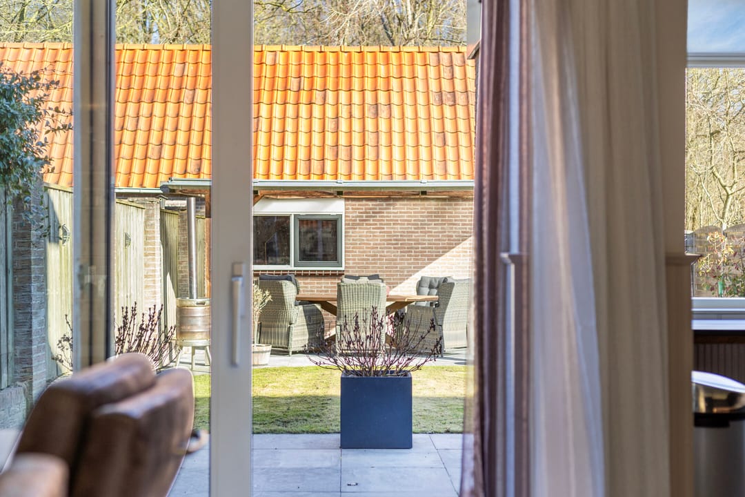 Foto 17 van Leliestraat 13