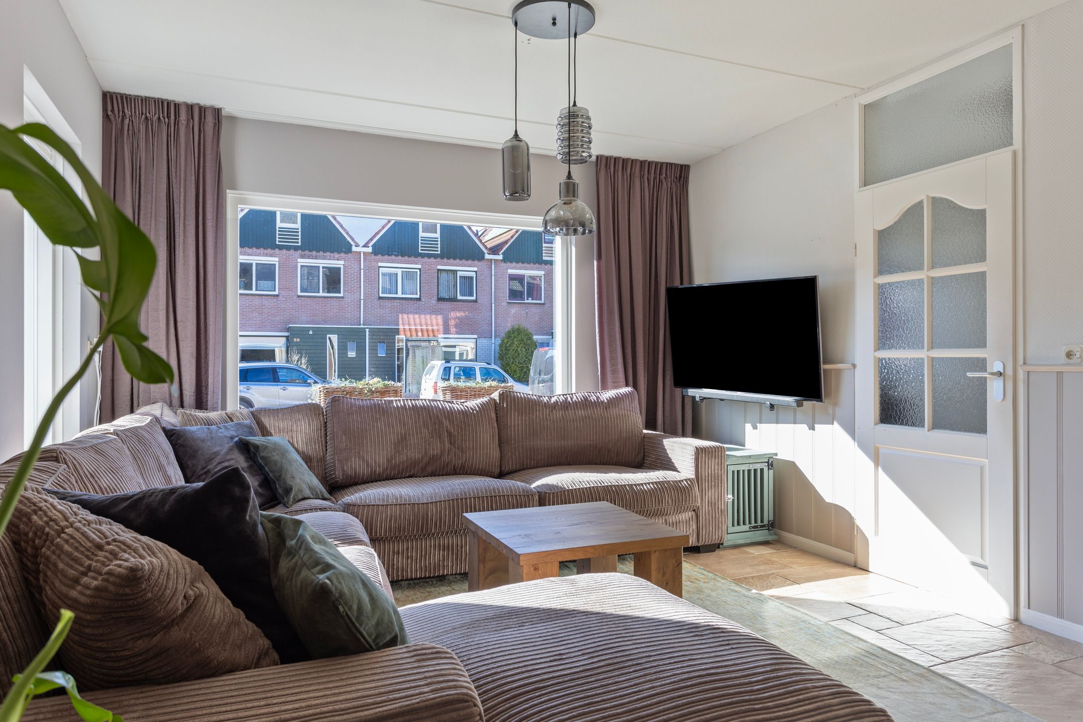 Foto 21 van Leliestraat 13