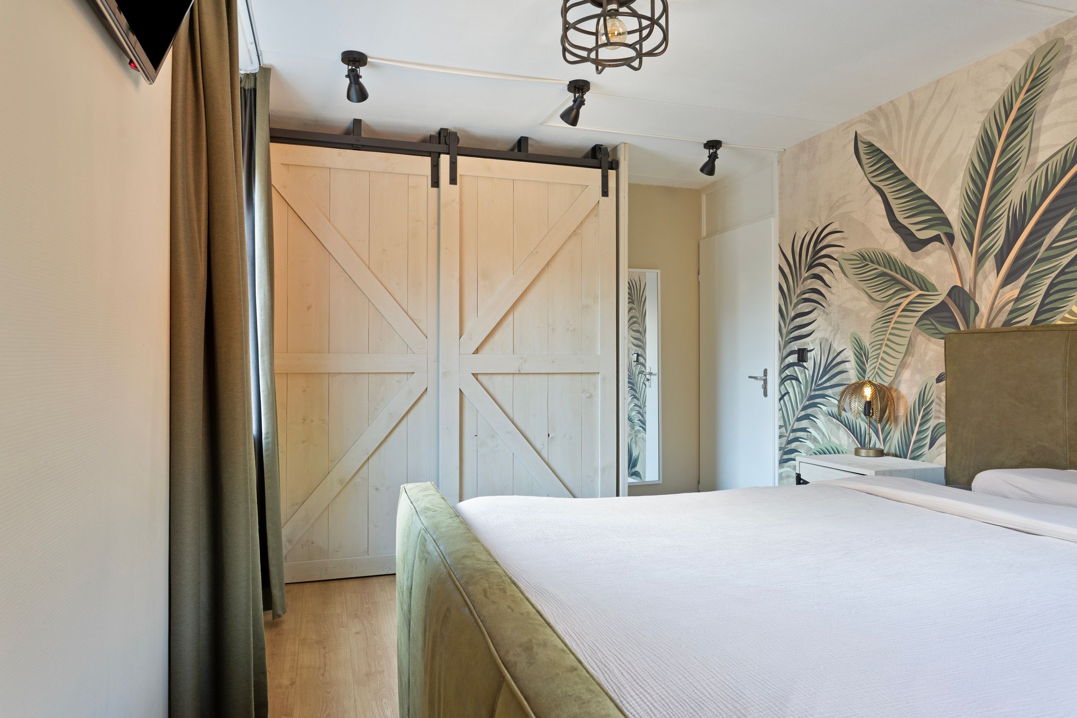 Foto 27 van Leliestraat 13