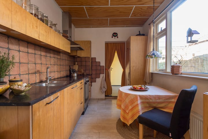 Foto 15 van Hoogvensestraat 89