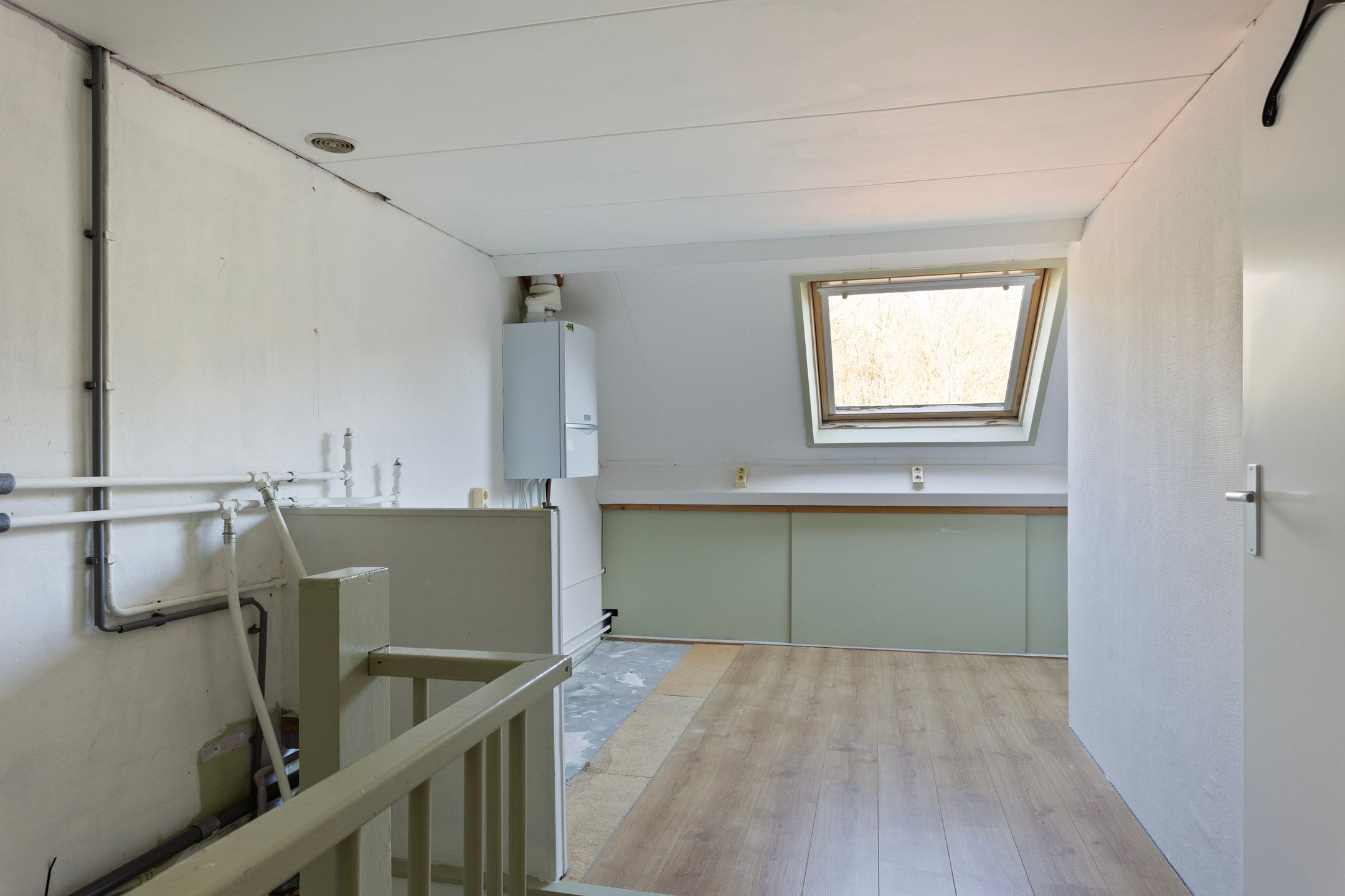 Foto 36 van Leliestraat 13